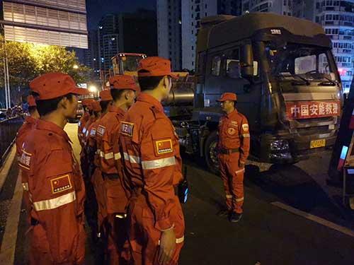 中国安能紧急处置厦门地铁二号线吕厝路口地面塌陷险情