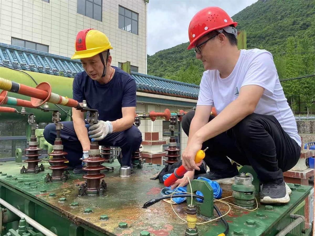 黄石市王英电厂发电泄洪调峰，腾出库容1200万立方米