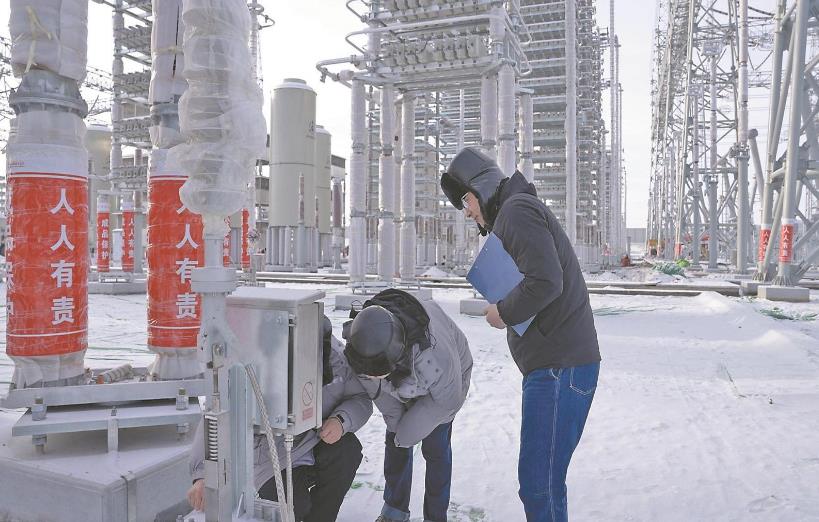 ±800千伏巴里坤换流站全流程智能监控精细化安装设备