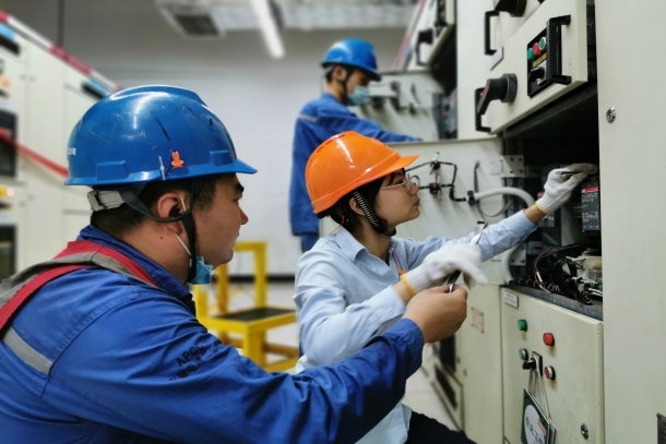 国家能源集团福建福州发电公司党员坚守一线助推机组检修