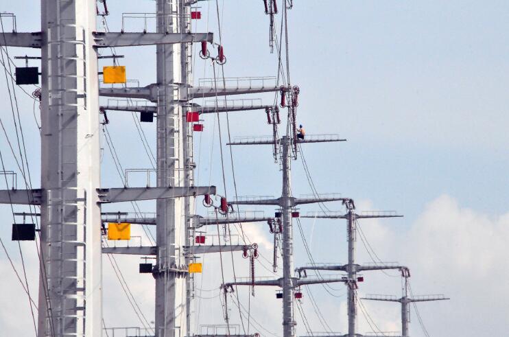 西藏66个县级电网企业 完成国家电网直管准备工作