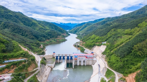 老挝南欧江四级水电站发电量突破1亿度