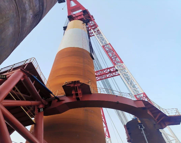 华电重工国能大丰H5#海上风电项目部顺利完成2021年单桩基础沉桩