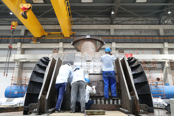 国能（连江）港电有限公司1号机组2号低压缸扣缸顺利完成