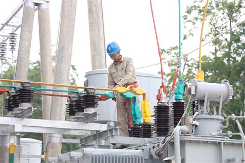 国网寿宁县供电公司35kV变电站二期扩建工程进入试运行阶段