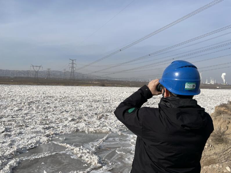 乌海超高压供电公司全力以赴确保黄河防凌安全