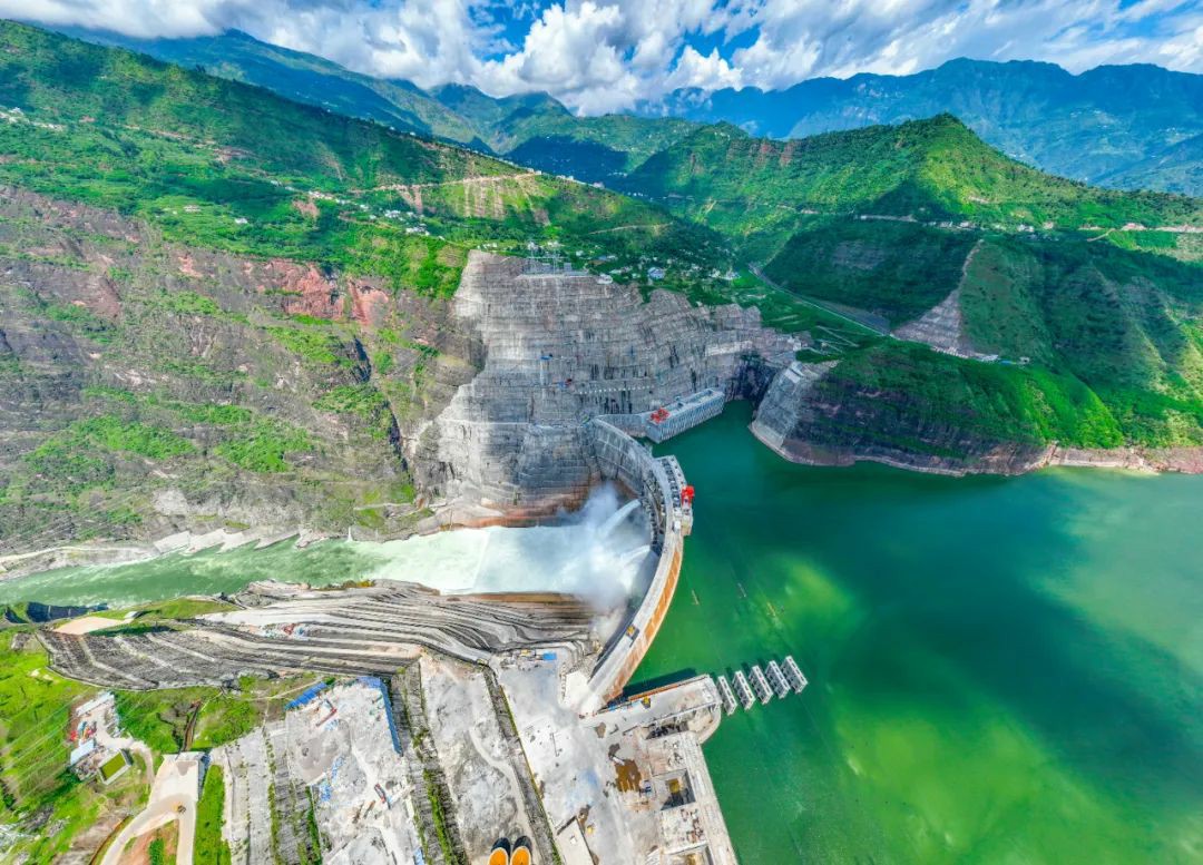 中国三峡集团：建设世界最大清洁能源走廊 实现“水电引领”