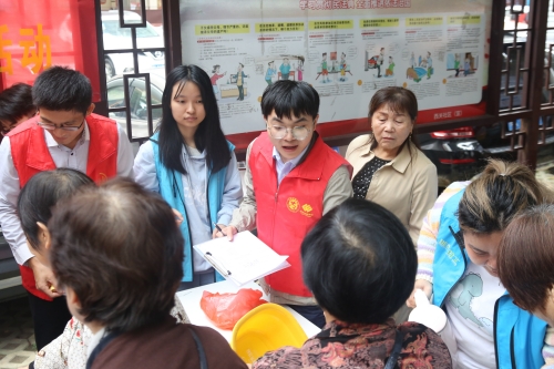 国能（福州）热电有限公司深入社区开展情暖重阳志愿活动