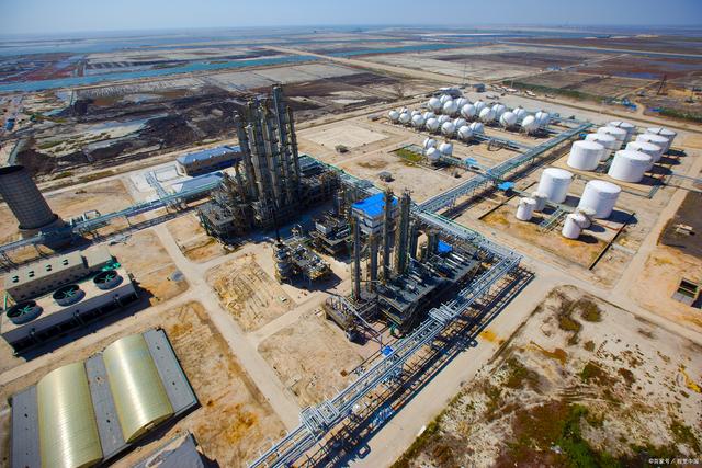 “氢”能新疆：西部地区的能源转型与经济增长